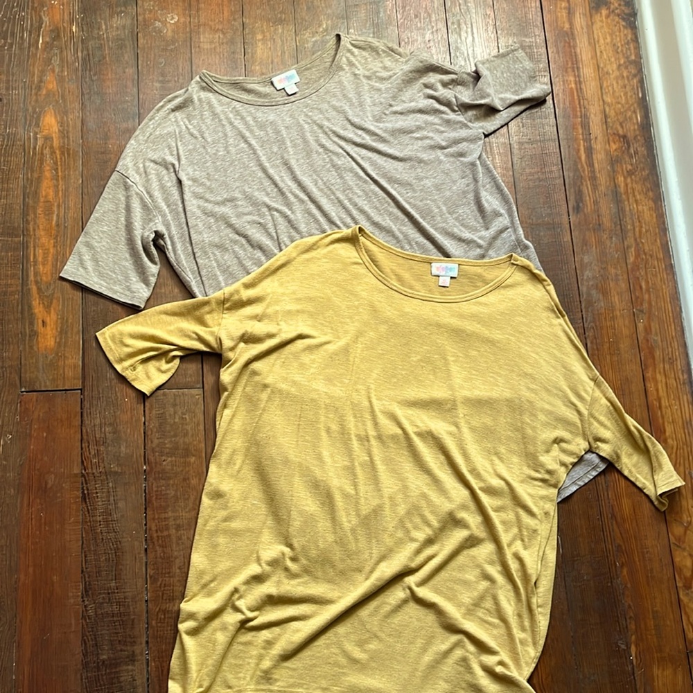 Double Pack is LLR Irma’s. Heathered Taupe. Heathered Marigold. Sized XS.